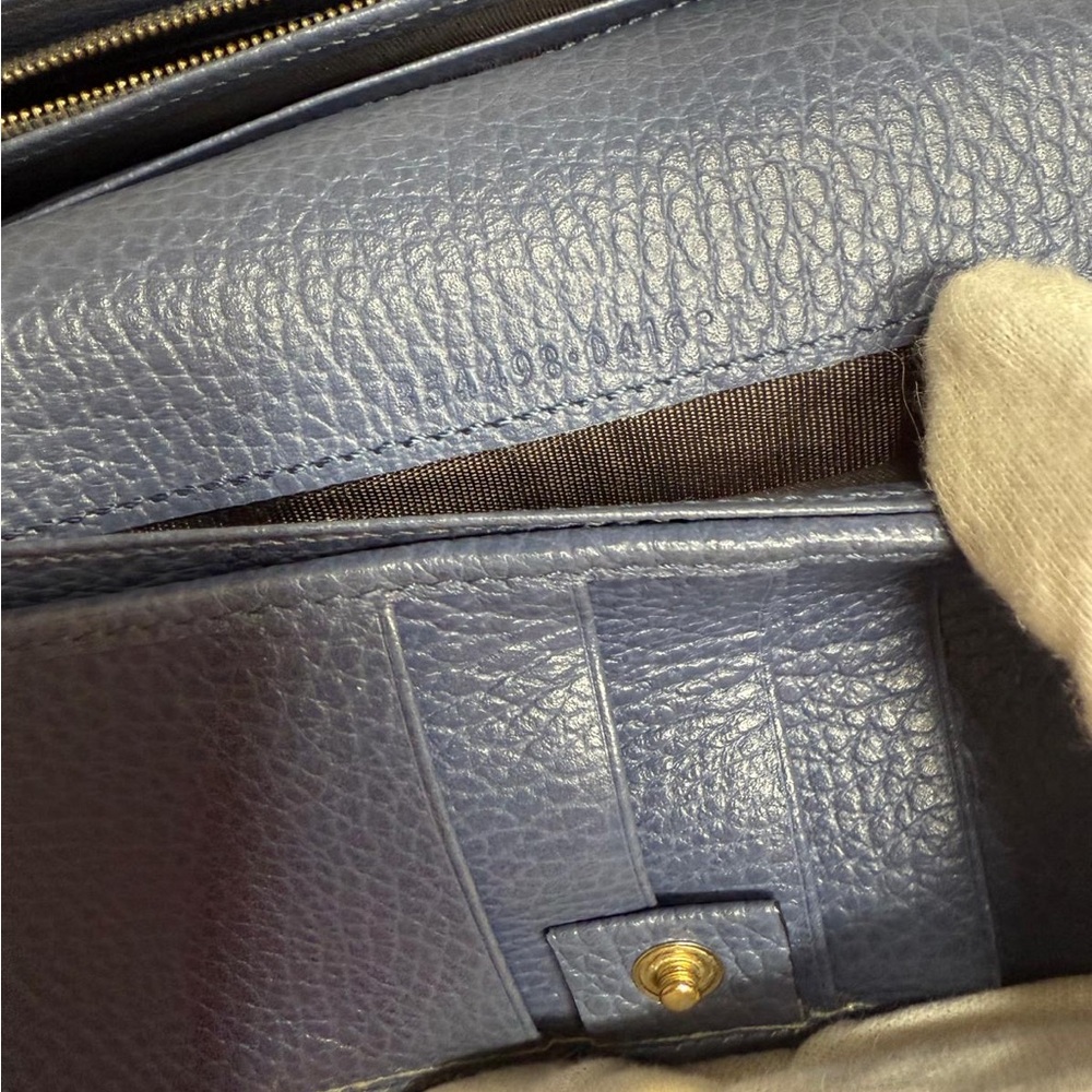 Gucci Women Leather, Long Wallet, Authentic - Picture 8 of 8